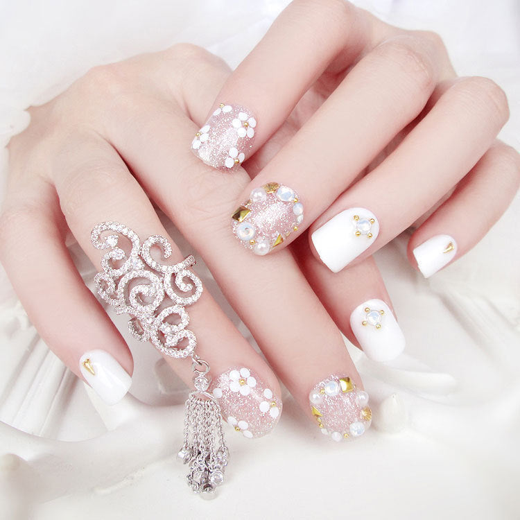 Luxury Wearable Bridal Fake Nails
