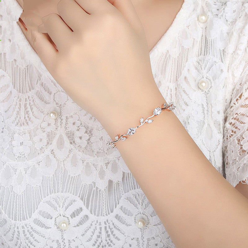 Elegant Crystal Plated Link Bracelet