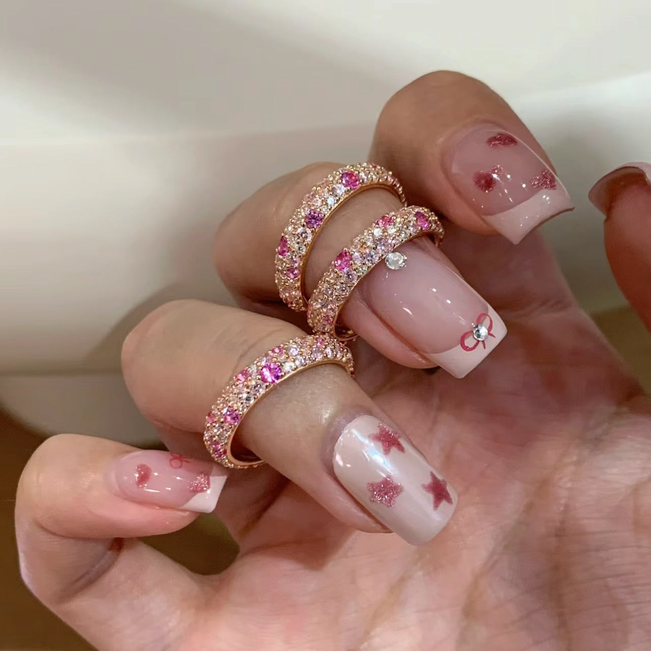 Women's Elegant Light Luxury Pave Diamond Stacking Ring