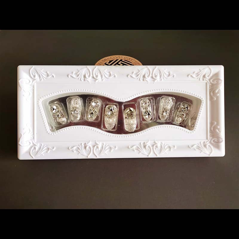 Luxury Fake Nails with Rhinestone Silver Drops